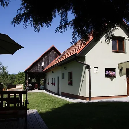Privat Mako Trstene