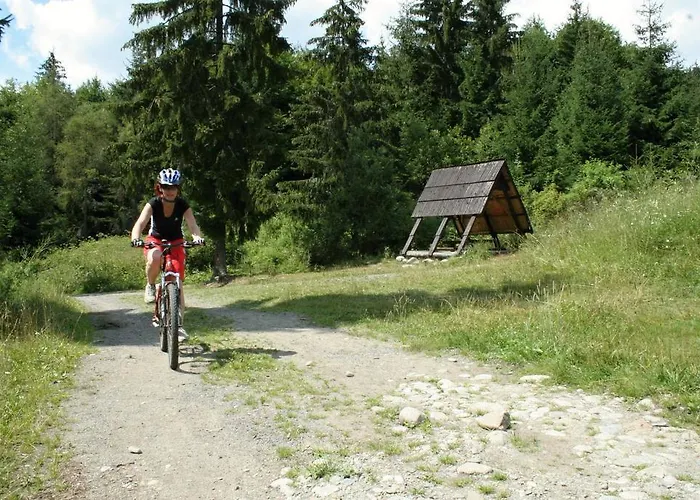 Privat Mako * Trstene